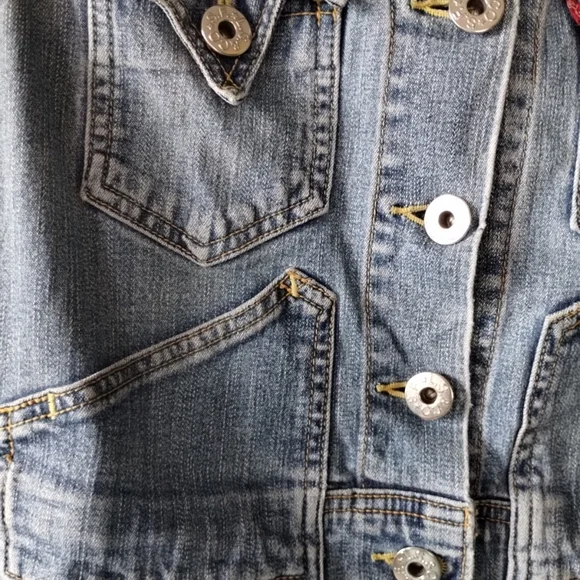 Levi's Blue Denim Vest Women's SZ Medium Cropped Y2K Classic Streetwear Casual - Picture 3 of 12